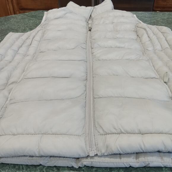32 Degree Heat Women’s Full Zip Puffer Vest Gray Medium, Soft Lightweight Euc - Picture 2 of 13